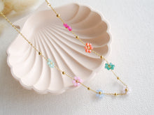 Load image into Gallery viewer, Floral Necklace